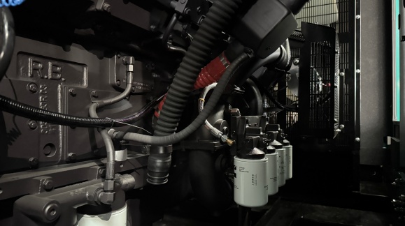 Dingbo 600kW 750kVA Silent Diesel Generator