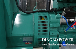 Clean the Scale on The Heat Dissipation Fins of Volvo Generator Sets